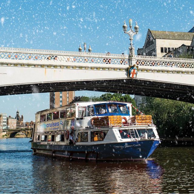 York: Bishopthorpe Palace Christmas Cruise - Cruise Highlights