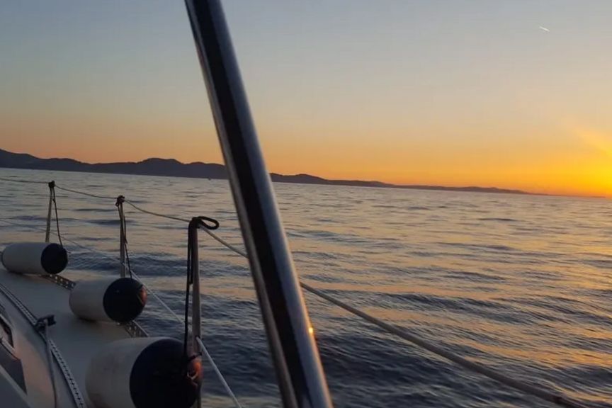 Zadar: Private Sunset Sailboat Tour With Drinks - Experience Highlights