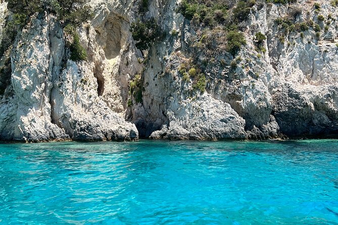 3 Hour Private Tour In Zakynthos, Cameo Island & Keri Caves Inclusions And Accessibility