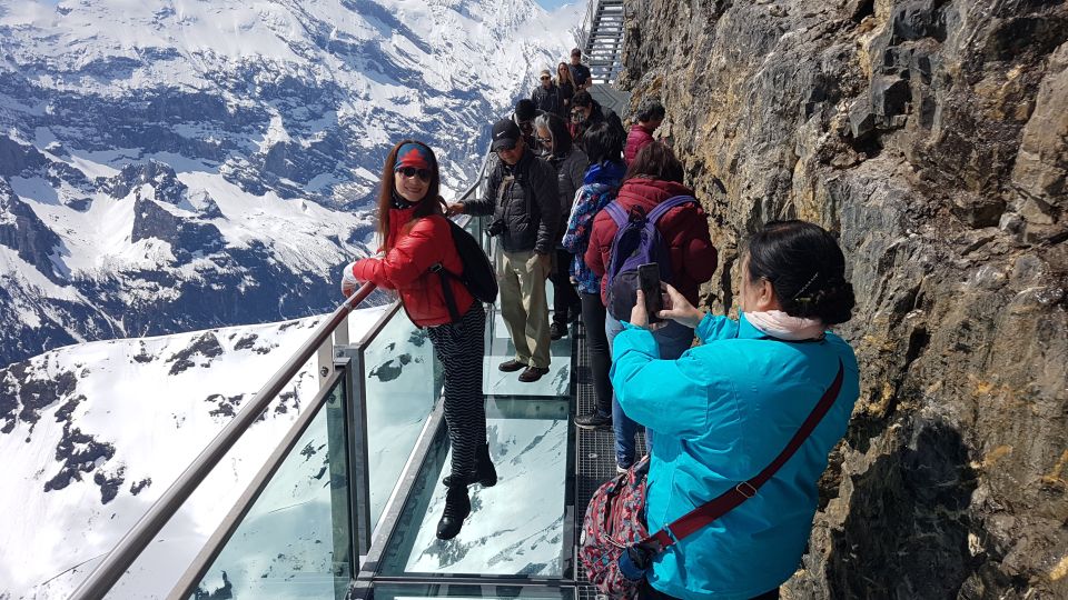 007-Elegance: Exclusive Private Tour Schilthorn From Zurich - Ascent to Schilthorn