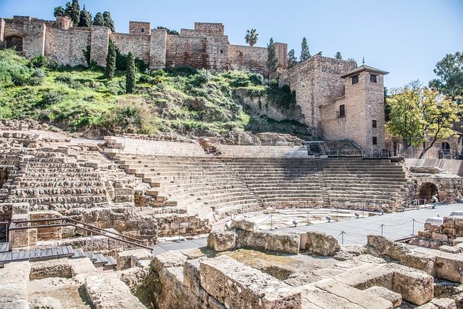 1.5-Hour Roman Theater and Alcazaba Castle Walking Tour - Discovering Moorish Architecture