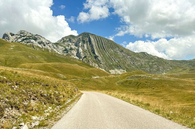 1-Day Montenegro Hiking Tour to Durmitor National Park - Participant Requirements