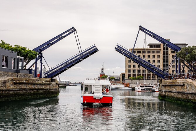 30min Harbour Boat Cruise Cape Town - Additional Information