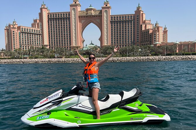 60Min Jet Ski To Burj Al Arab, Atlantis The Palm - Meeting Point