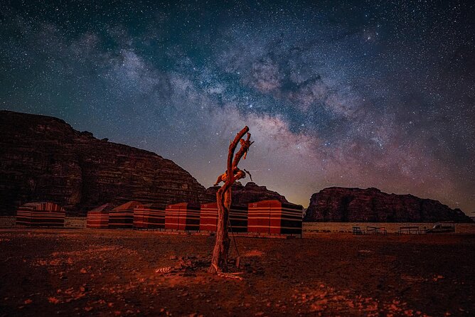 8-Hour Small Group Jeep Tour in Wadi Rum ( With Meal +Overnight ) - Group Size and Experience