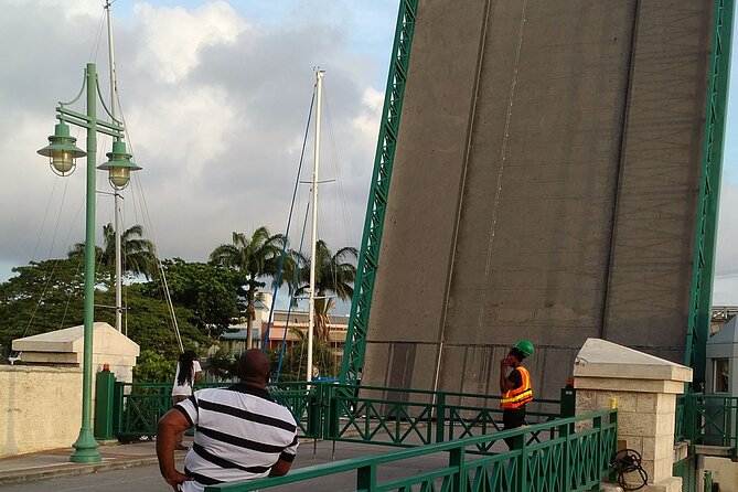 A Guided Walking Tour of a History of a City - Bridgetown - Meeting and End Points