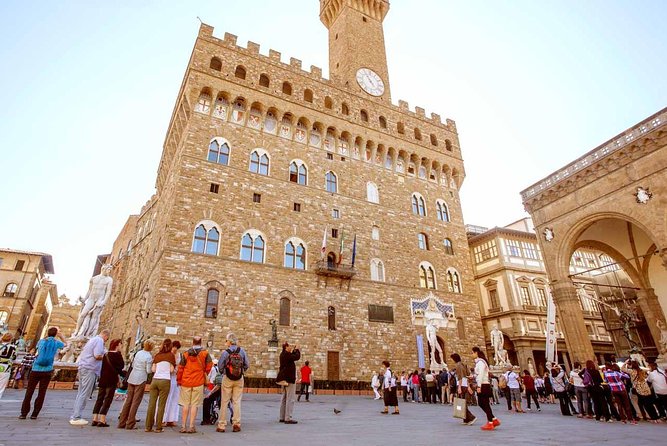 A Guided Walking Tour to Discover the Sightseeing of Florence - Meeting Point and Pickup