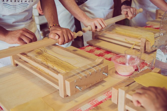 Abruzzo Traditional Pasta Making With 85-Year-Old Local Grandma - Prepare Pasta and Sauce