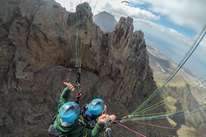 Acrobatic Paragliding Tandem Flight in Tenerife South - Age and Weight Restrictions