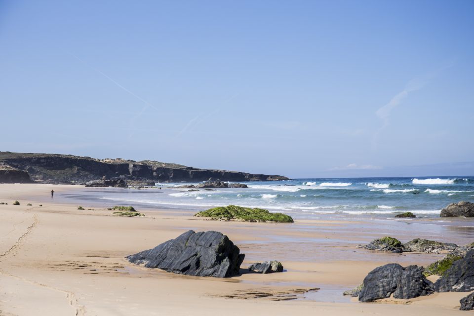 Alentejo: 2-Hour Surf Lesson - Group Size and Composition