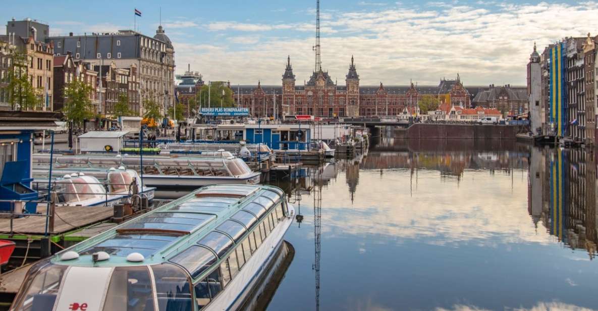 Amsterdam: Capture the Most Photogenic Spots With a Local - Booking and Payment