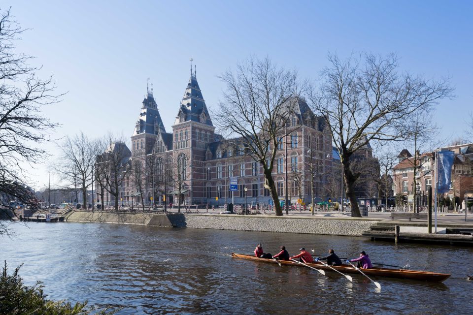 Amsterdam: Guided Rijksmuseum Tour in Spanish - Tour Experience