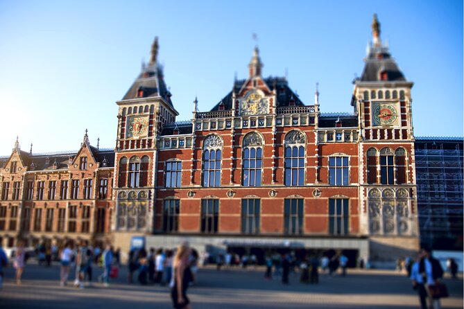 Amsterdam: Highlights & History Self-Guided Walking Tour - Tour Experience and Highlights