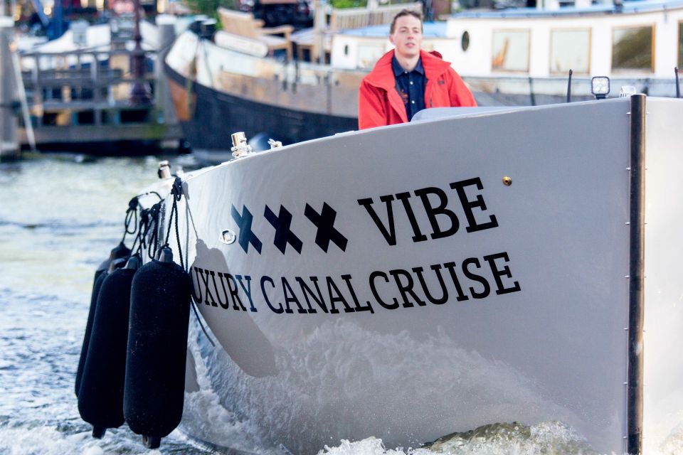 Amsterdam: Private Cruise With Drinks & Pizza or Burger - Meeting Location