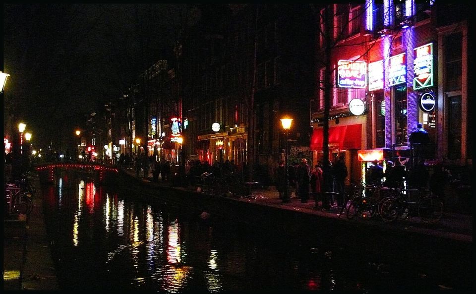 Amsterdam: Red Light District Walking Tour - Experience Details