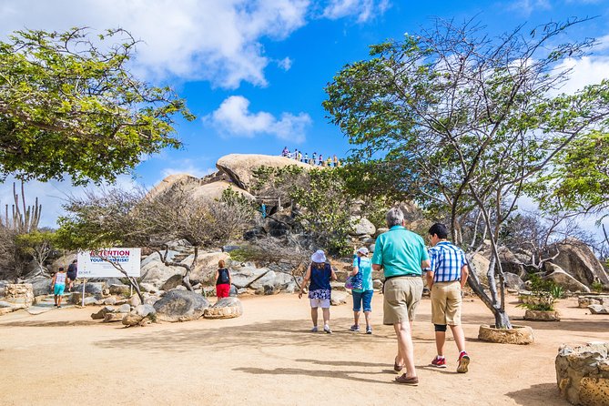 Aruba Island Sightseeing Tour Plus Arashi Beach Visit - Aloe Vera Factory