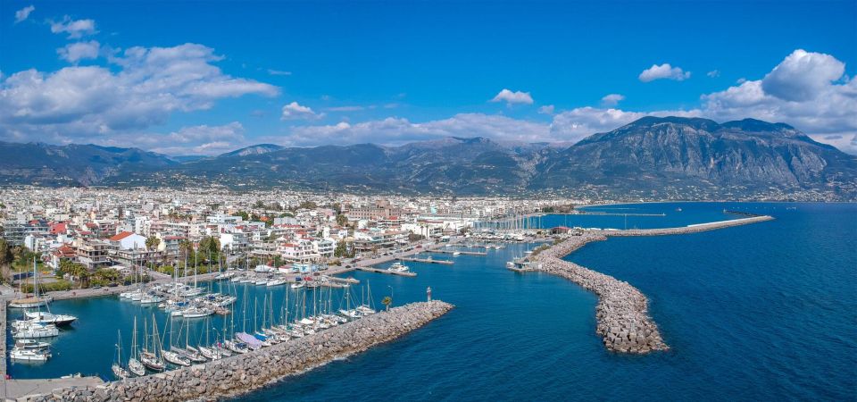 Athens to Kalamata Private Transfer - Vehicle and Amenities