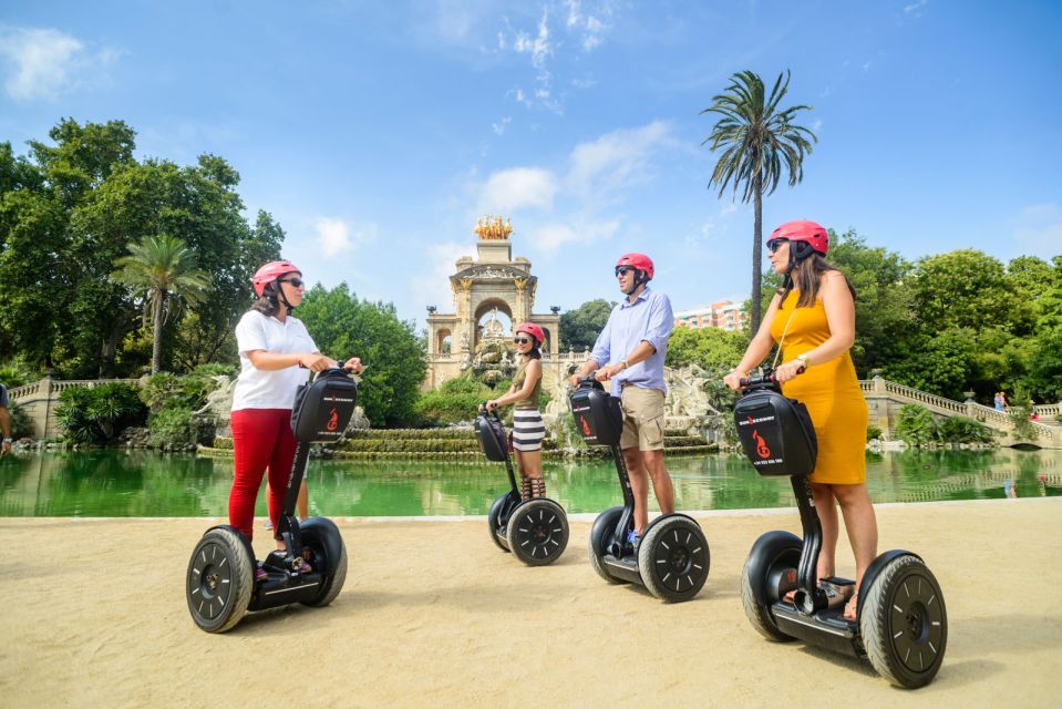 Barcelona: 2.5h Gaudí Segway Tour - Tour Experience