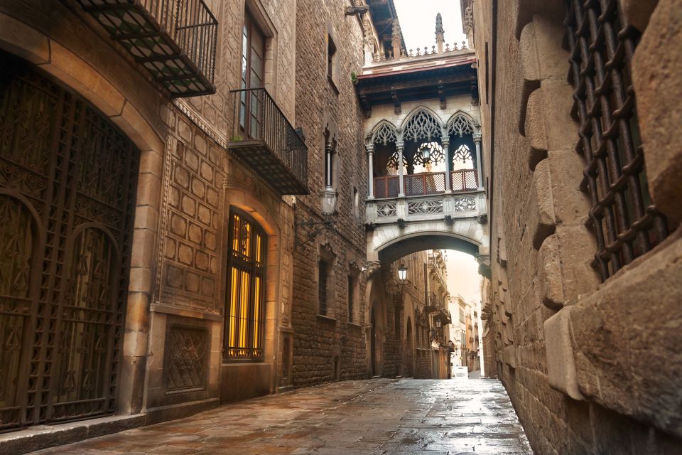 Barcelona: Gothic Quarter Private Guided Walking Tour - Meet Your Local Guide