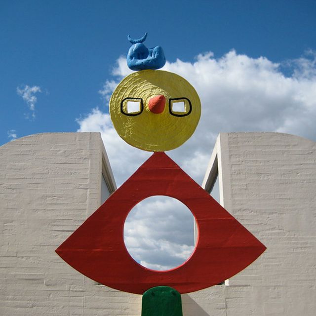 Barcelona: Joan Miro Foundation Art Historian Private Tour - Discovering Miros Creative Process