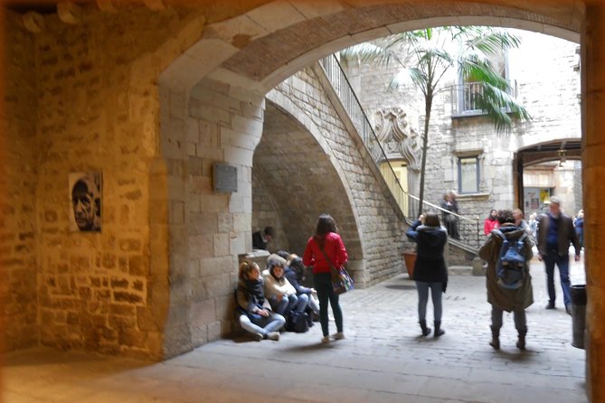 Barcelona Picasso Private Experience With Expert Local Guide - Significance of Els Quatre Gats