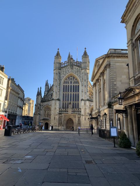 Bath: Guided City Walking Tour With Entry to the Roman Baths - Discovering Jane Austens Legacy