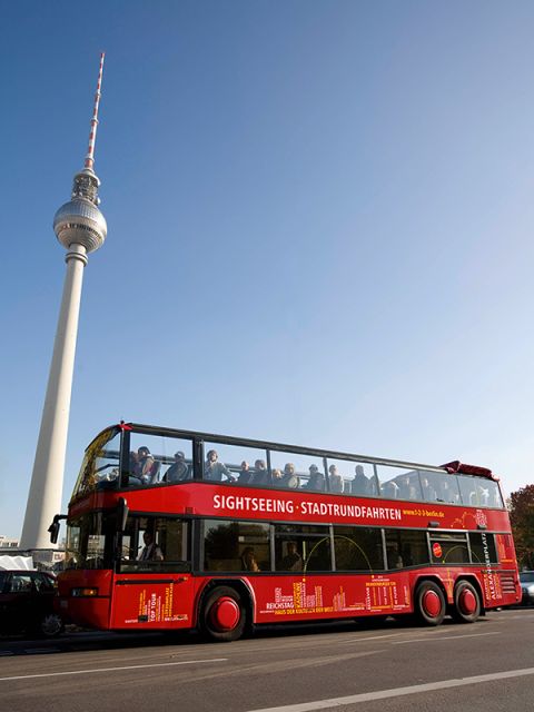 Berlin: Hop-on Hop-off Day Tour in Double-Decker Bus - Hop-on Hop-off Logistics