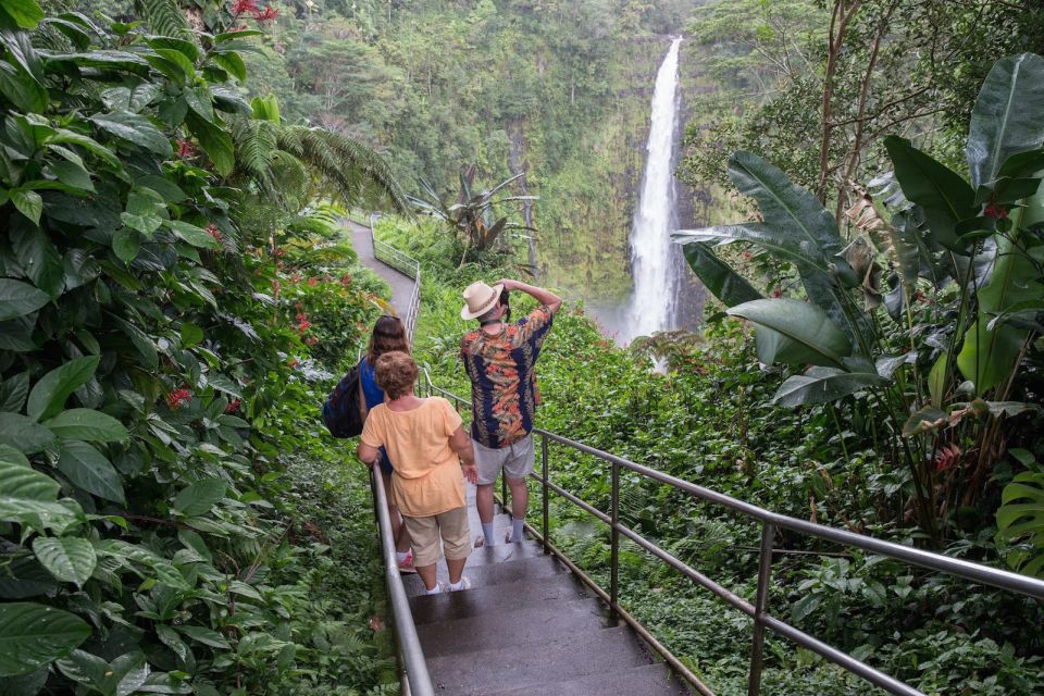 Big Island: Small Group Waterfalls Adventure - Hawaii Tropical Bioreserve & Garden