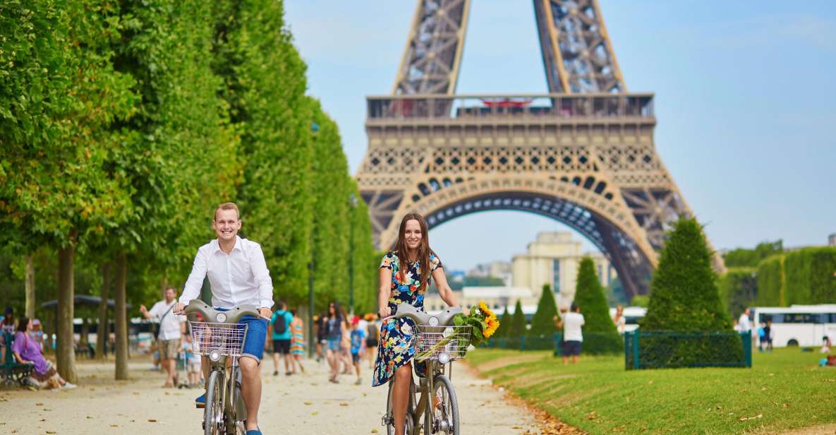 Bike Tour of Paris Old Town, Top Attractions and Nature - Tour Highlights