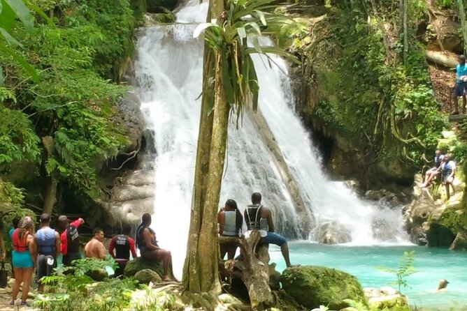 Blue Hole/Secert Falls and Dunns River Combo Tour - Pickup and Dropoff Details