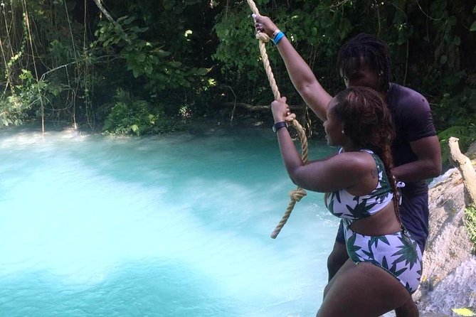 Blue Hole Tour From Ocho Rios - Inclusions and Amenities