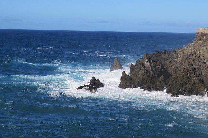 Boat Excursion to Visit Underwater Lava Tongues - Included Amenities