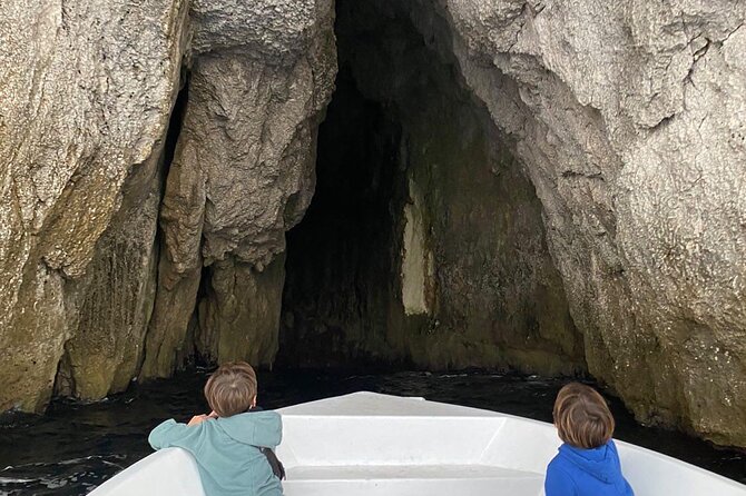 Boat Tour Pillirina, Sea Caves Syracuse and Ortigia - Multilingual Tour Guide