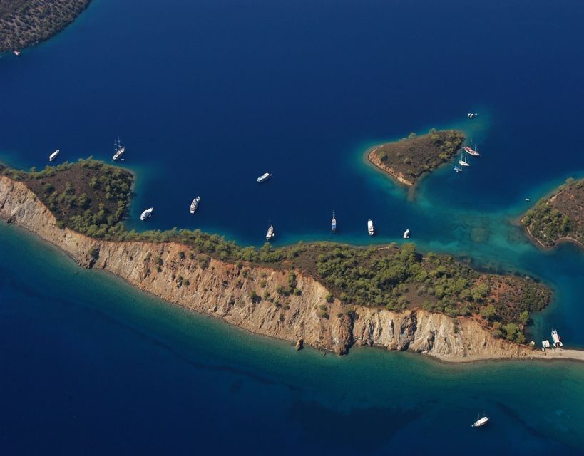 Bodrum: Boat Cruise With Lunch and Optional Hotel Transfer - Visiting Black Islands Hot Springs