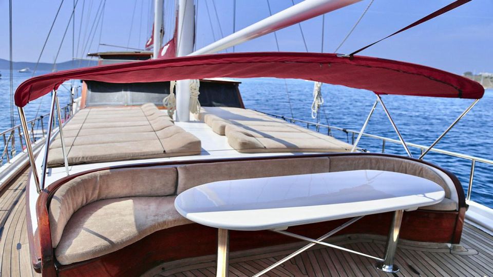 Bodrum: Bodrum Private Boat Tour With Lunch - Highlight Activities