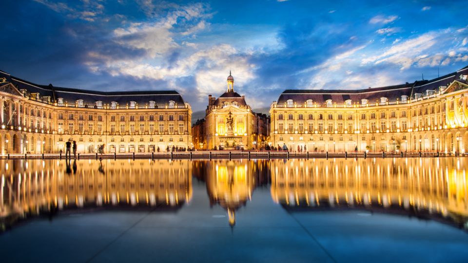 Bordeaux: City Exploration Game and Tour - Explore at Your Own Pace