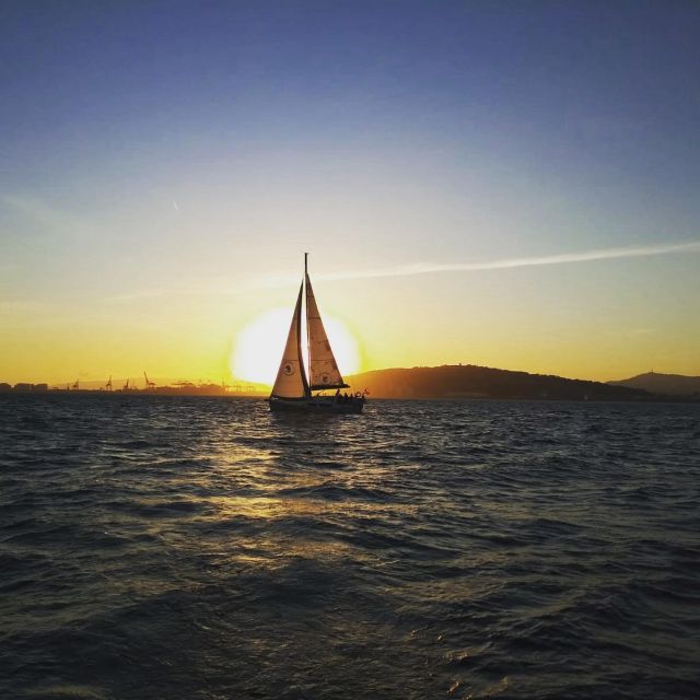 Brighton: Sunset Sailing Cruise - Booking Information