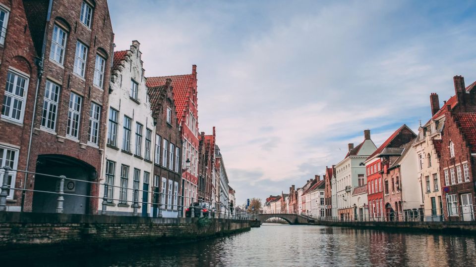 Bruges: Express Walk With a Local in 60 Minutes - Experience Highlights