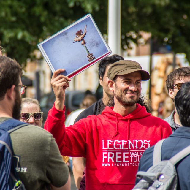 Bruges: Private Historical Highlights Walking Tour - Meeting Point and Accessibility