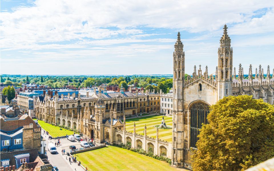 Cambridge: Famous Alumni Quest Experience - Solving Clues and Puzzles