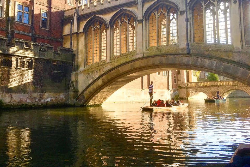 Cambridge: Guided Punting Tour - Pricing and Booking