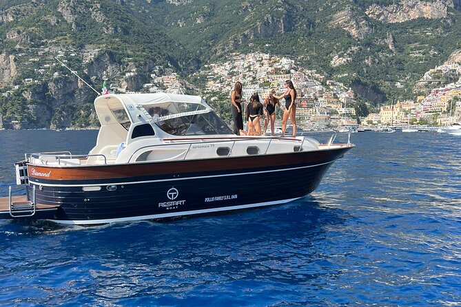 Capri Tour From Sorrento - 38FT Motorboat APREAMARE - Tour Activities