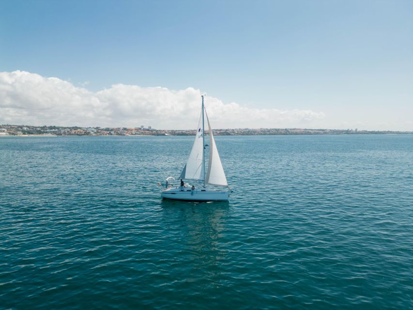 Cascais: Romantic Experience for Two by Sailboat - Starting Location