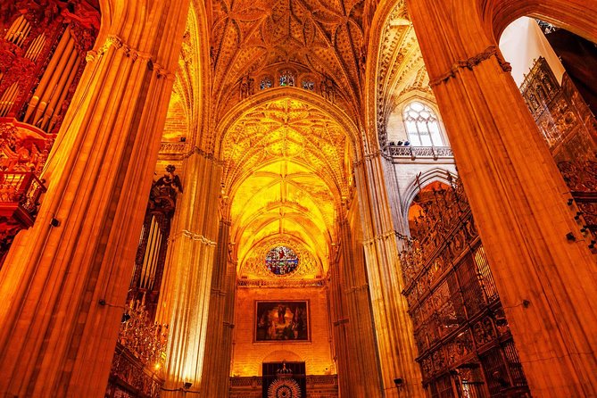 Cathedral of Seville English Guided Tour With Skip the Line & Access to Giralda - Inclusions