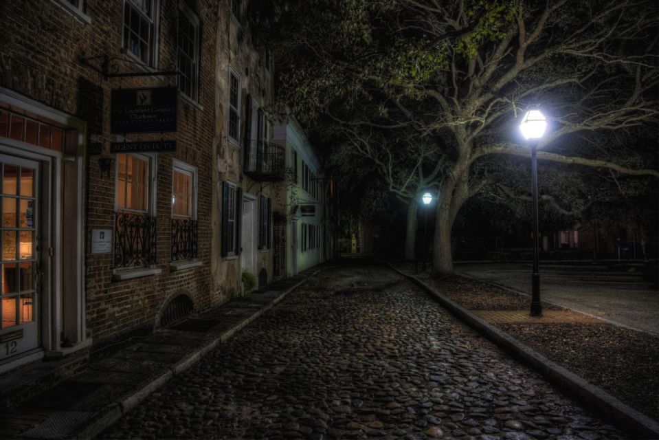 Charleston: Guided Pub Crawl and Haunted History Tour - Included in the Tour