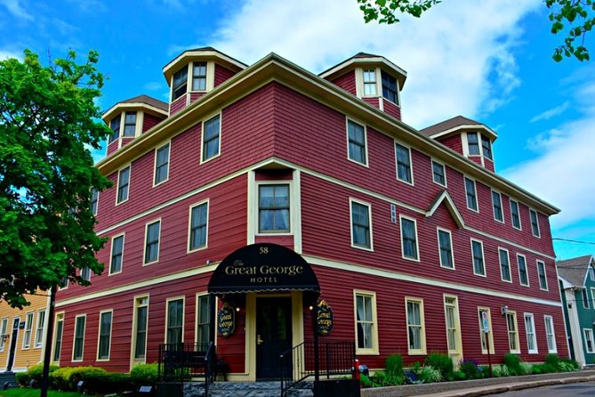 Charlottetown Scavenger Hunt: Birthplace of Confederation - Navigating the Scavenger Hunt