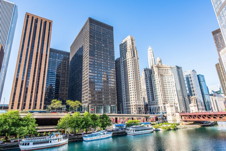 Chicagos Modern Skyscrapers Guided Walking Tour - Historical Context