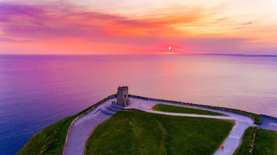 Cliffs of Moher Private Day Tour - Pickup and Drop-off