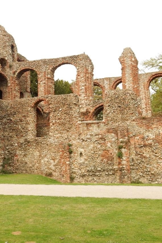 Colchester: Quirky Self-Guided Smartphone Heritage Walks - Investigate Alleged Haunted Sites