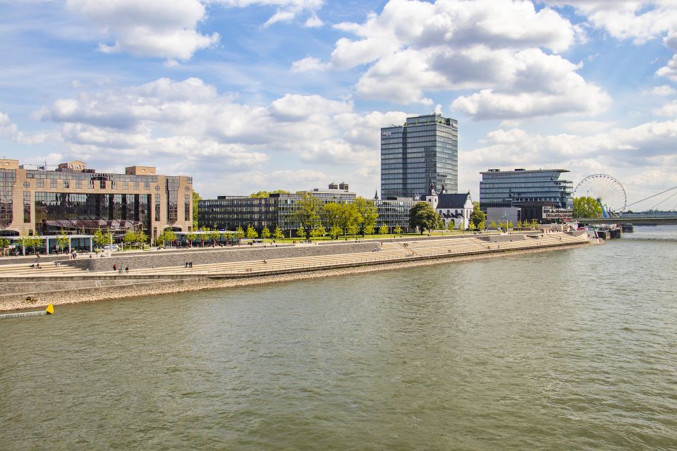 Cologne: Private Exclusive History Tour With a Local Expert - Architectural and Cultural Impact of WWII